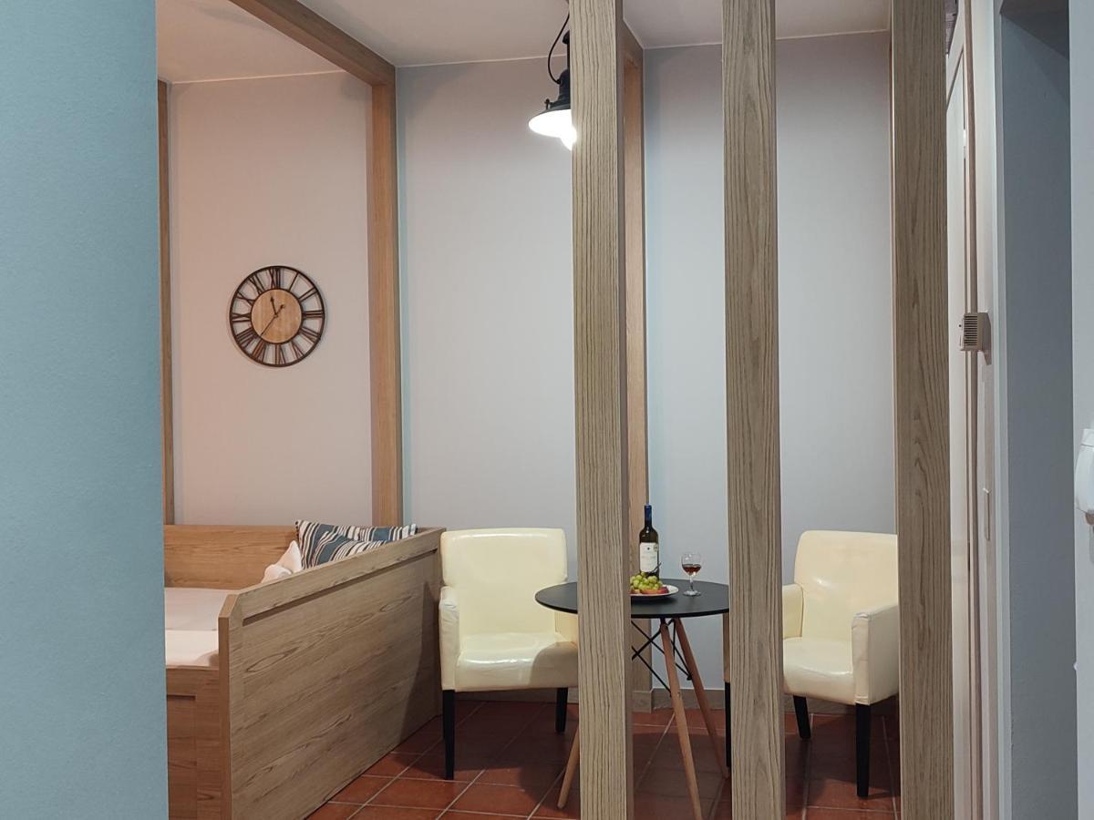 Green Suite Skiathos ภายนอก รูปภาพ