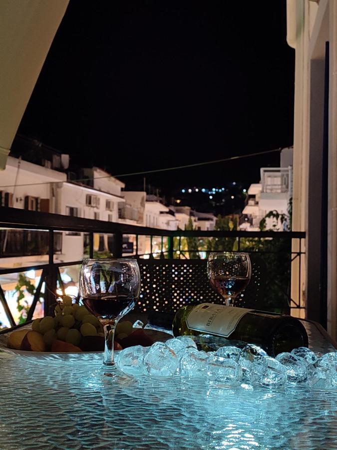 Green Suite Skiathos ภายนอก รูปภาพ