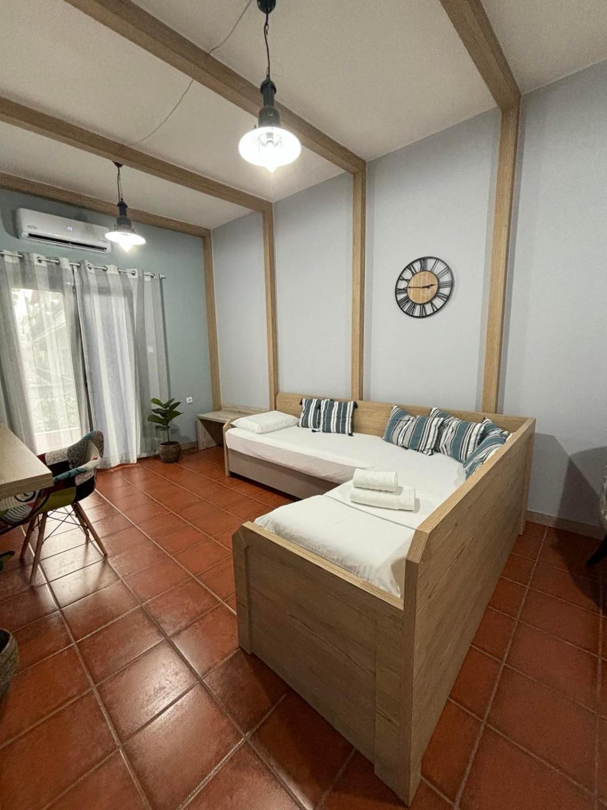 Green Suite Skiathos ภายนอก รูปภาพ