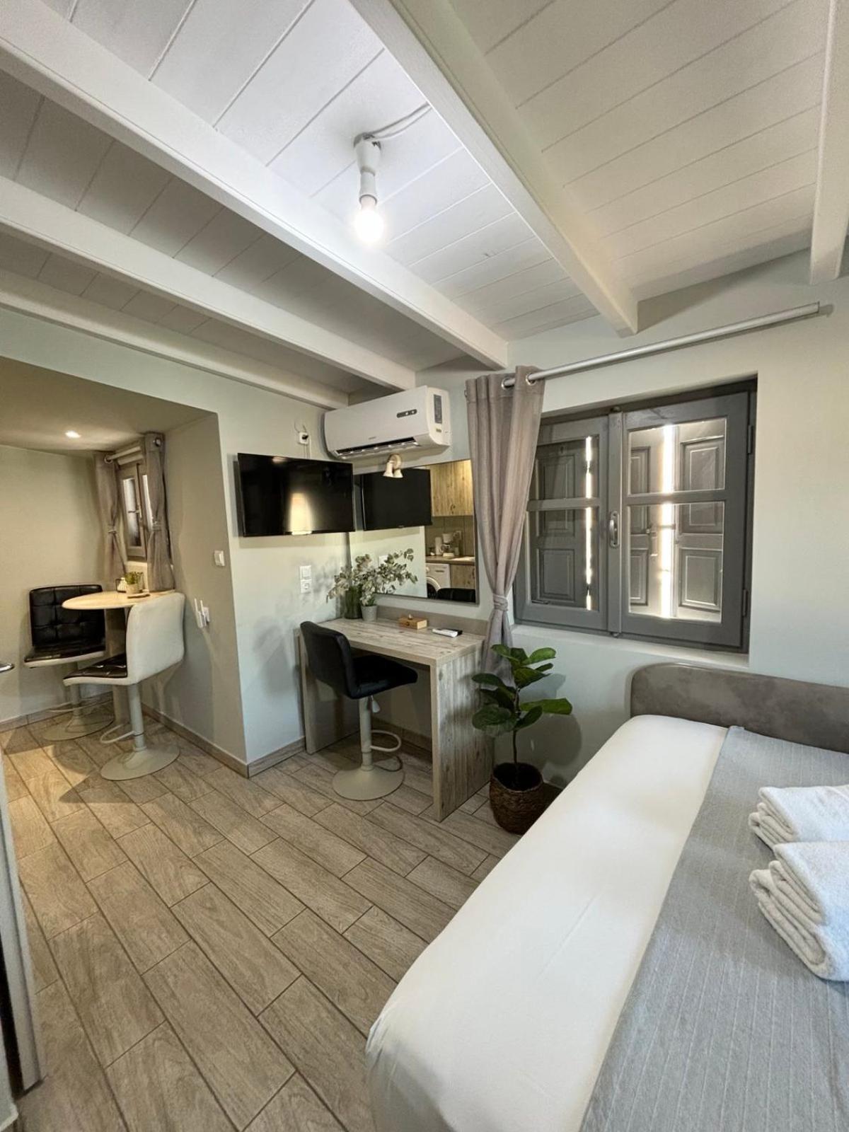 Green Suite Skiathos ภายนอก รูปภาพ